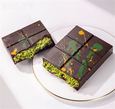 佳利芙迪拜風(fēng)味牛奶椰滋味40g休閑食品夾心巧克力